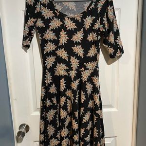 LuLaRoe Nicole Dress